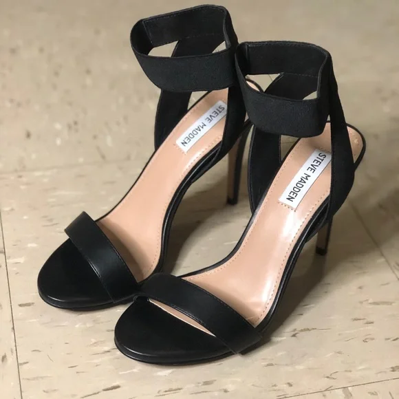 Elastic Ankle Strap Sandal - Brand New!! - Picture 1 of 4